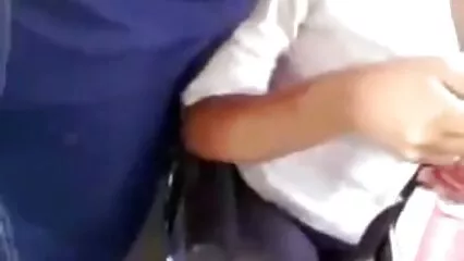 Ne vous fatiguez pas des porno dans les douches deux mains