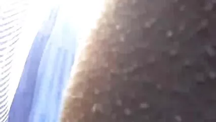 Plantureuse asiatique en belle lingerie décide de video sexe sous la douche profiter du sexe