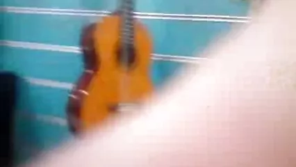 Baiser sexe sous la douche video des mignonnes sensibles à la chatte serrée