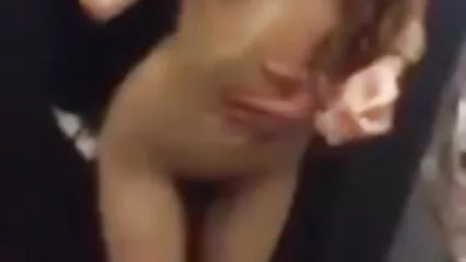 Des femmes brutales baisent voyeur douche porn des hommes cool